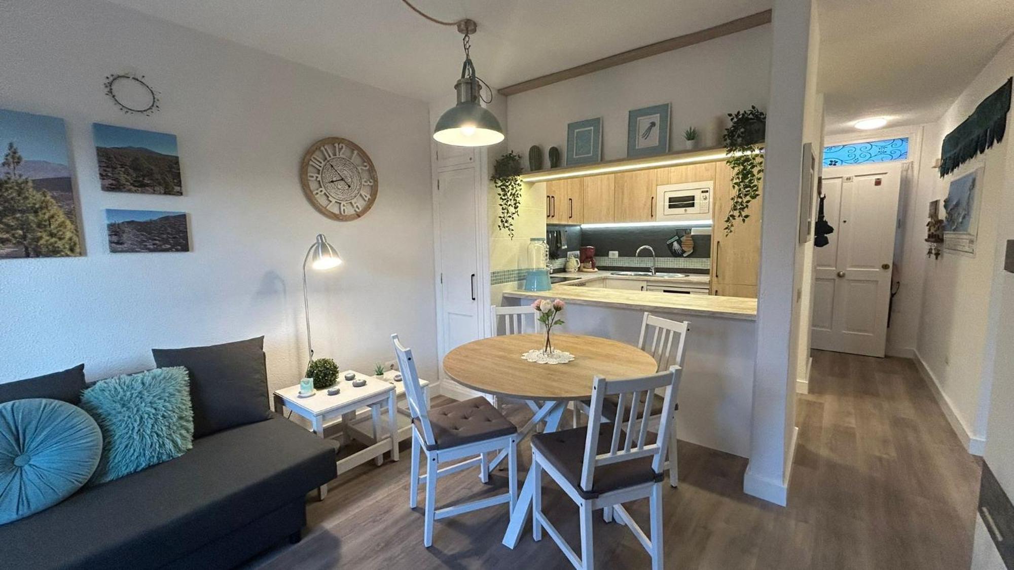 Huebsche Ferienwohnung Mit 2 Schlafzimmern, Pool Und Wlan, Strandnaehe Callao Salvaje Eksteriør bilde